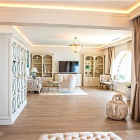 11 bedroom seafront villa with infinity pool near Budvar, sleeps 22